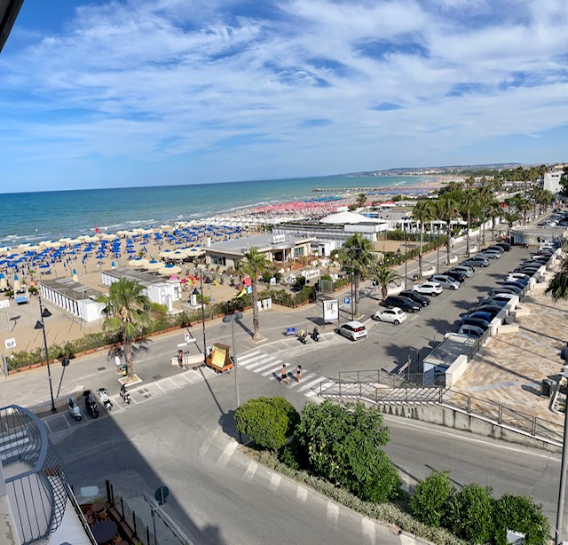 A POCHI PASSI DAL MARE  - rif 4